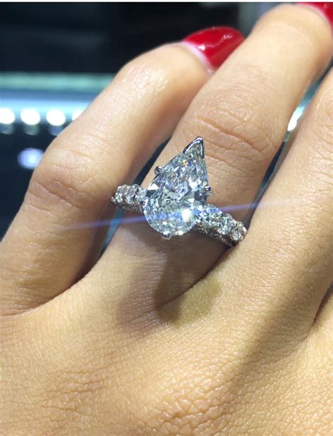 Top 9 Most Popular Engagement Ring Styles Modern Women Will Love
