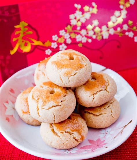 Peaches And Donuts Chinese New Year Almond Cookies Almond Cookies