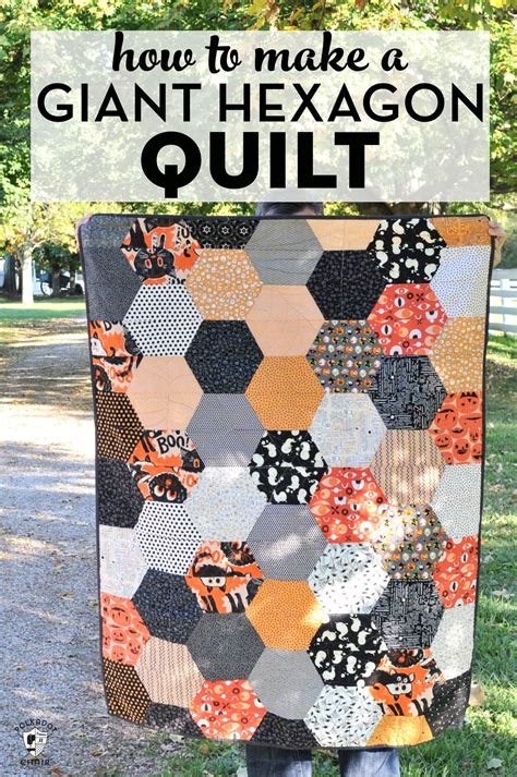 Learn How To Make A Giant Hexagon Quilt With This Free Quilt Pattern