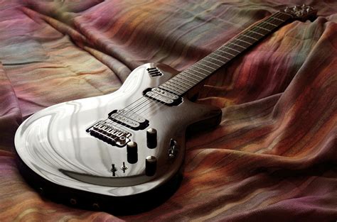 Black Electric Guitar · Free Stock Photo
