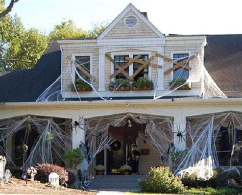 18 Craziest Halloween Decorated Houses Across The World Woohome