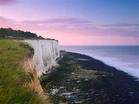 From the parking lot, everyone walks east but there are a few different paths you can take. White Cliffs of Dover Walk - A day trip from London ...