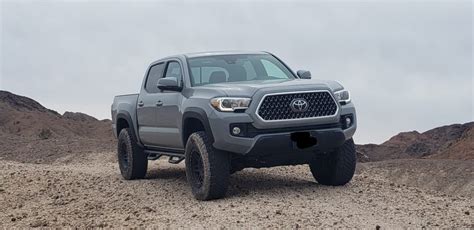 2019 Toyota Tacoma Trd Off Road Cement Grey 3 Lift 33s V6