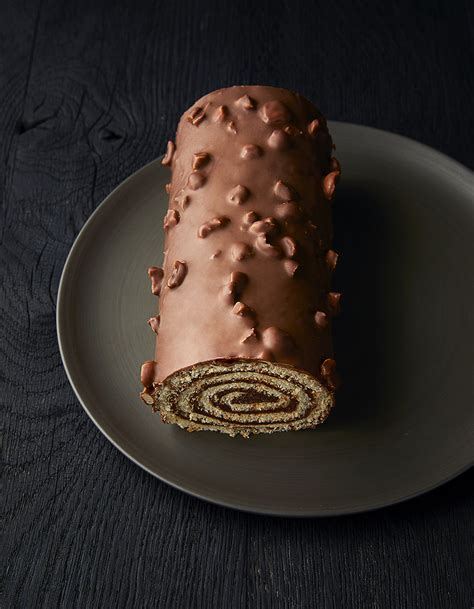 Bûche roulée chocolat noisette de Cyril Lignac pour 4 personnes
