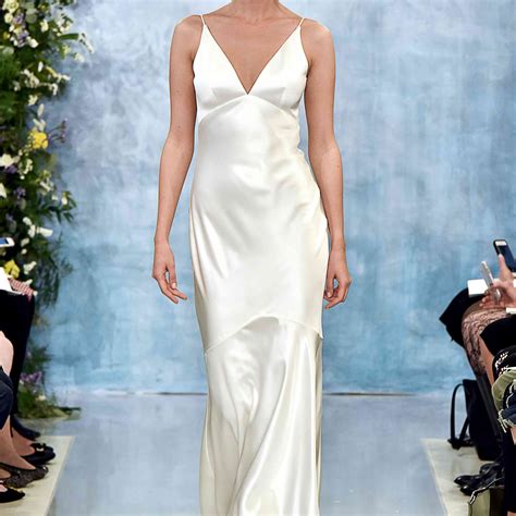 4 Ways Bridal Designers Are Redefining Sexy