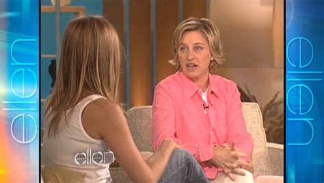 Ellen Degeneres Gave Jennifer Aniston Strange Gift For Brad Pitt In First Show Worldnewsera