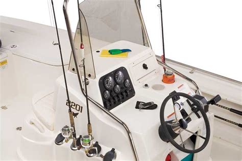 Research Mako Boats 2201 Inshore On