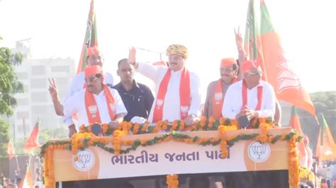 gujarat bjp chief jp nadda holds roadshow in morbi city times of india videos