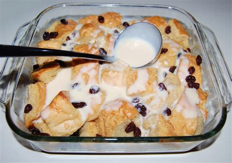 Louisiana Bread Pudding With Whiskey Sauce Cooking Mamas