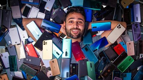 Worlds Biggest Smartphone Collection Tweaks For Geeks
