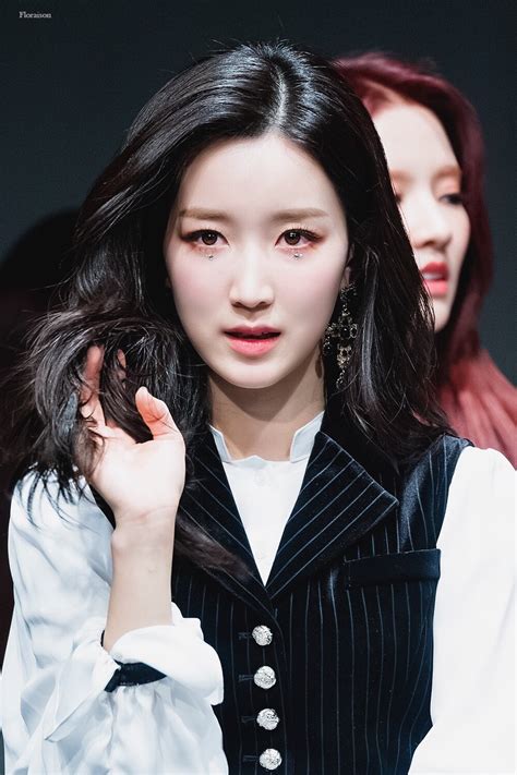 Hana Gugudan Gugudan Page 2 Of 12 Asiachan Kpop Image Board