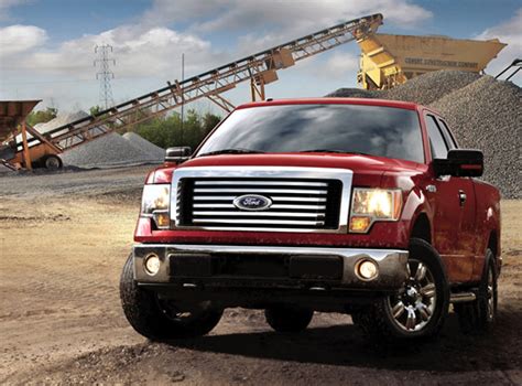 Ford F 150 Ecoboost 4x4 Now Comes Standard With Extra Long Range