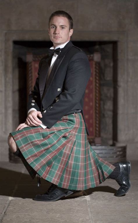 Welsh Traditional 8 Yard Kilt By Scotweb Scottish Fashion Kilt Kilt