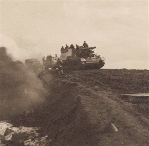 Hummel Self Propelled Artillery 10 World War Photos