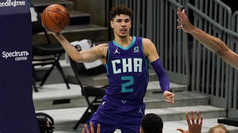 Lamelo Ball Turns In Best Game Of Young Nba Career Displays Dominance