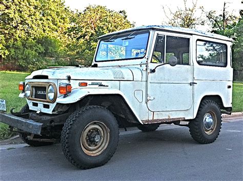 Vintage Toyota Land Cruiser In East Austin Today Atx Car Pictures