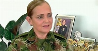 Ella es la primera mujer en ser general médico del Ejército, también ...