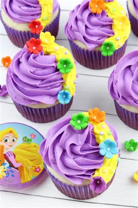 Rapunzel Cupcakes Recipe Tutorial Recipe Rapunzel Cupcakes Disney Cupcakes Rapunzel