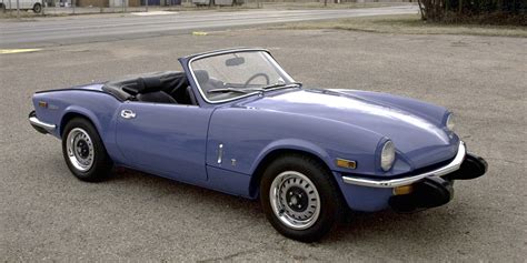 8 Things We Love About The Triumph Spitfire 2 Reasons Why Wed Never