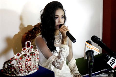 Dethroned Beauty Queen Won’t Return Her Crown Without An Apology