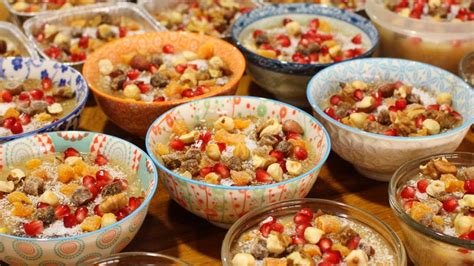 How To Make Turkish Ashura Noahs Pudding Vegan Food Youtube