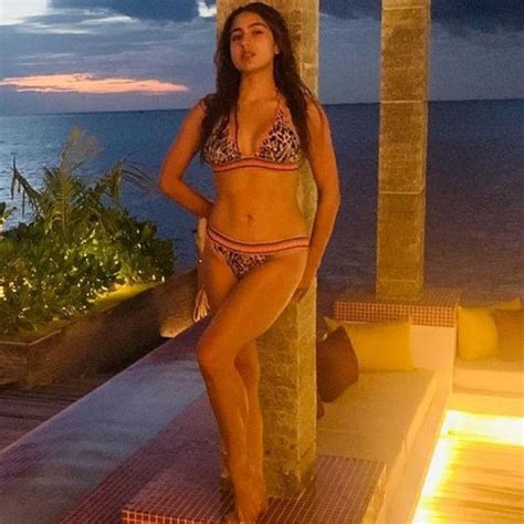 Hot Photos Compiled Sara Ali Khans Hottest Bikini Moments That Made Us Go Wow Iwmbuzz