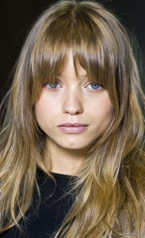 How To Cut Bangs For Round Face A Complete Guide The 2023 Guide To