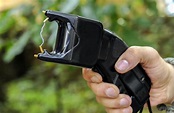 Police officers who carry Tasers are more likely to use force and be ...
