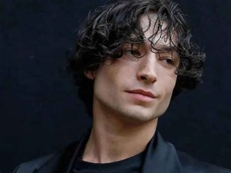 Ezra Miller stars in a new scandal – MovieKnowing