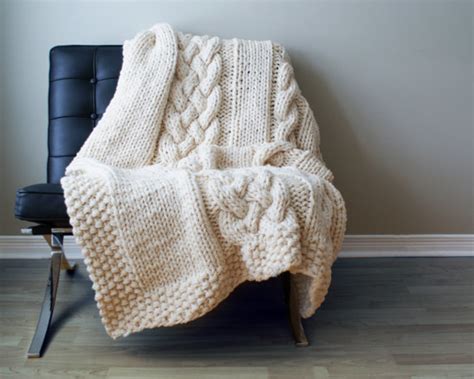 11 Cool Knit And Crochet Throw Patterns To Keep You Warm