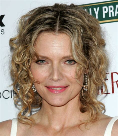 Fashion Michelle Pfeiffer Hairstyles Pick Your Fav Actrices Fanpop