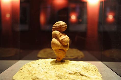 Venus Of Willendorf The Naked Truth Pik Film