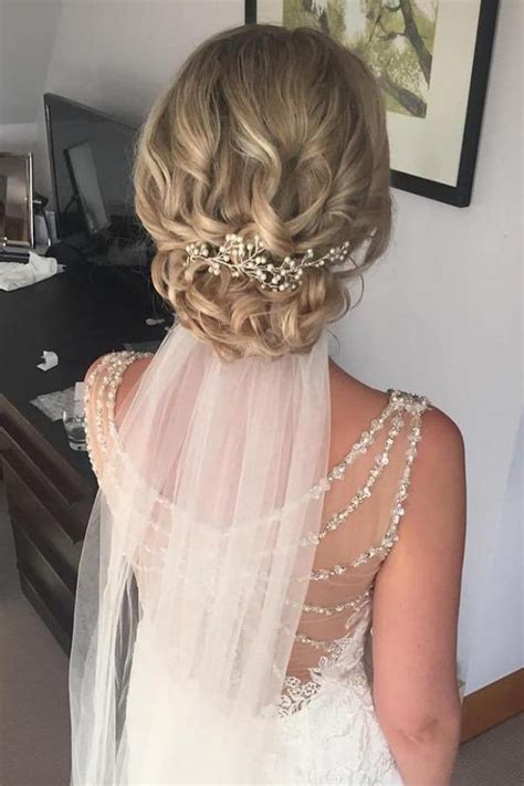 20 Wedding Hairstyles For Long Hair With Veils Oh The Wedding Day