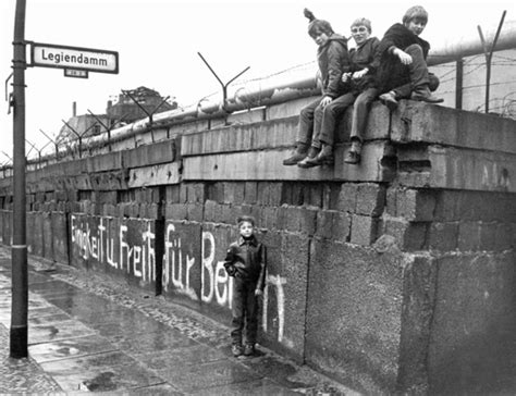 10 Surprising Facts Of ‘the Berlin Wall That You Probably Dont Know