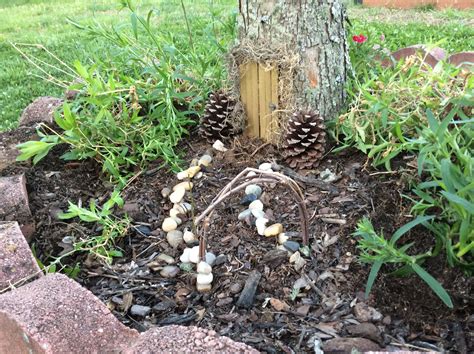 Successful crafts & game ideas for alzheimer's activities successful crafts & game ideas for alzheimer's activities written by: Simple fairy door | Fairy Garden Ideas | Pinterest