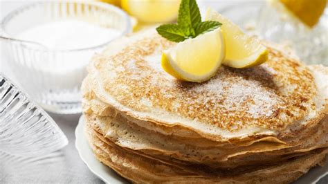 Shrove Tuesday Pancakes With Lemon