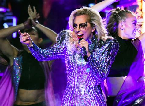 Lady Gaga Hair And Makeup Super Bowl 2017 Popsugar Beauty