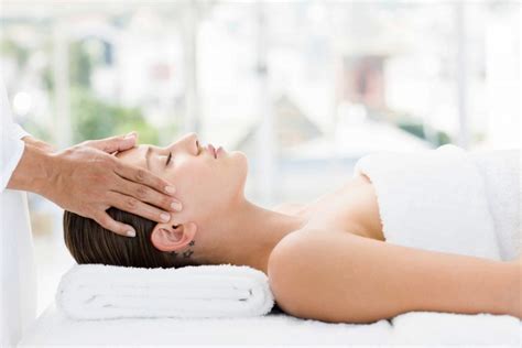 Massage Therapy Sapphire Spa