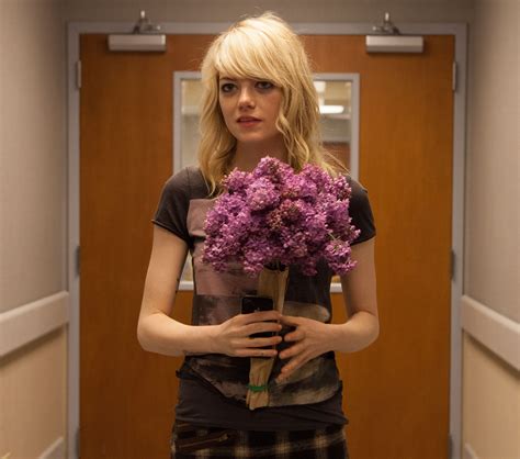 Emma Stone As Sam With Flowers Smirking Birdman Cultjer