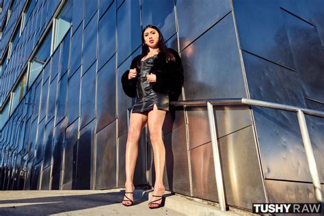 Penelope Woods Stuns In Tushy Raw Images From Going Hard Scene
