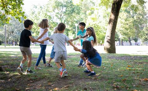 Cómo Beneficia A Los Niños Jugar Al Aire Libre Estar Mejor