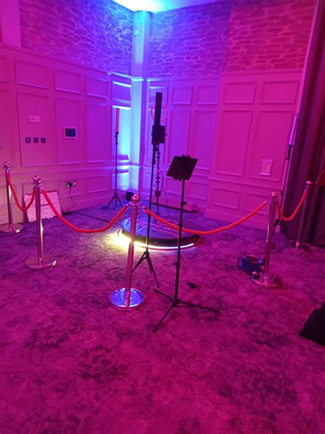 360 Photo Booth Hire London Giggling Genie Photo Booths