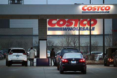At the third step in checkout (payment), you'll see a section labeled enter costco cash card or promo code at the top of the page. Costco: Stop Sharing that $75 Coupon on Social Media; It's ...
