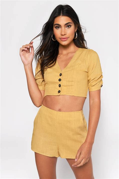 Tobi Two Piece Outfits Womens Remind Me Of You Yellow Button Up Linen Crop Top Yellow ⋆