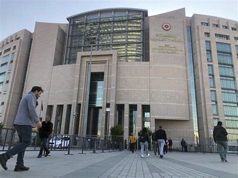 Turkish Employee Of Us Consulate To Remain In Custody Ap News