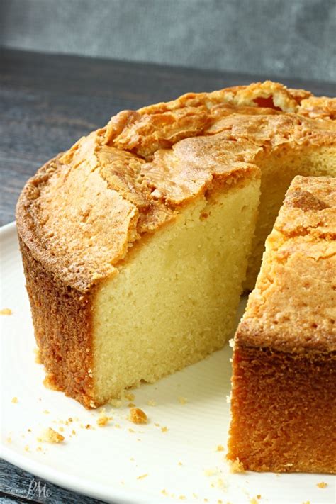 Add the flour mixture in three parts, alternating with the whipping cream, mixing until combined. Whipping Cream Pound Cake Recipe > Call Me PMc