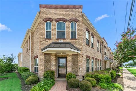 Browse through our real estate listings in lewisville, tx. 203 S Kealy Ave, Lewisville, TX 75057 - Trulia ...