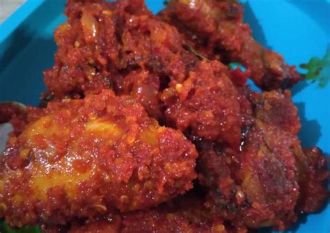 4 resep olahan mi goreng, masakan praktis untuk sarapan di rumah: Resep Ayam goreng balado oleh Rdcdwi - Cookpad