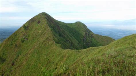 Fly into jakarta from anywhere in the world and proceed by local airline, train, car, motorbike/ojek, small boat, ferry, becak or foot to your climbing destination. Andong Mountain, the best mountain in central Java ...