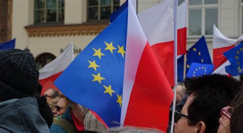 19 Lat Temu Polska Weszła W Skład Unii Europejskiej Oto Historia